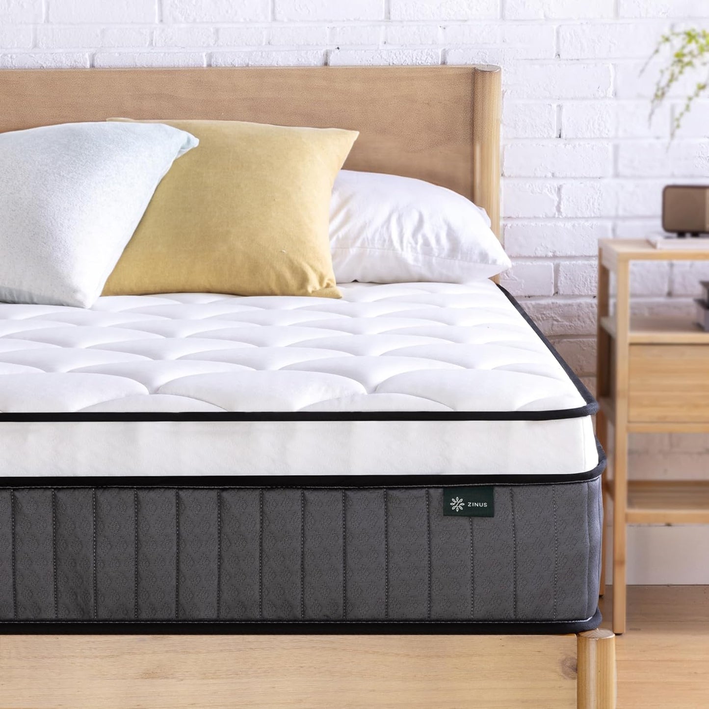 Zinus Queen Mattress Support 30Cm Icoil Pocket Spring Eurotop, Comfort Quilting Foam, Medium Feel Bed Mattresses